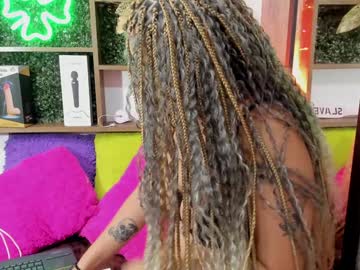 Antonella_Ponce December 22, 2024 Chaturbate stream image
