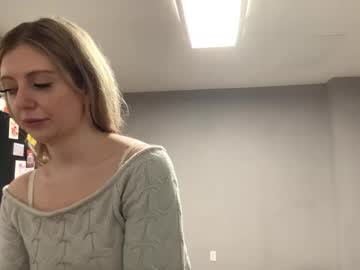 Lilymae98 stream photo from December 22, 2024