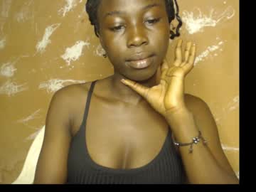 Black_Petitequeen December 23, 2024 Chaturbate stream image