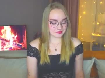 Aurora_Golden December 23, 2024 Chaturbate stream image