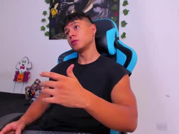 Oliver_Bray December 24, 2024 Chaturbate stream image