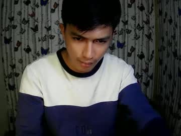 Asian_Petitemoreno December 24, 2024 Chaturbate stream image