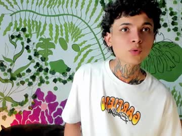 Arceluuz December 24, 2024 Chaturbate stream image