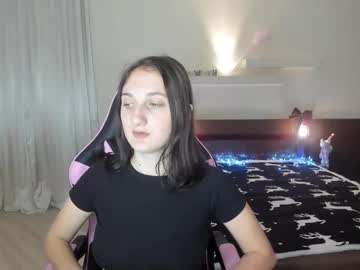 Kommunelifoxi December 24, 2024 Chaturbate stream image