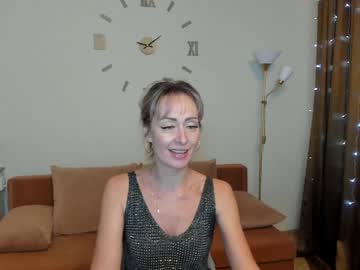 Julia__Cherry_ December 24, 2024 Chaturbate stream image