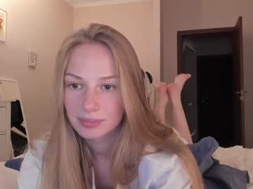 Magic_Couple13 December 24, 2024 Chaturbate stream image