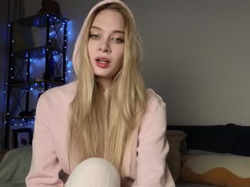 Peachcreamcouple December 24, 2024 Chaturbate stream image