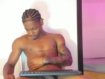 Heitanbrown December 24, 2024 Chaturbate stream image