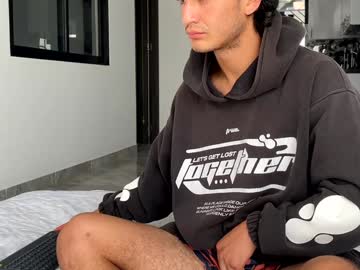 Aroonhuge December 24, 2024 Chaturbate stream image