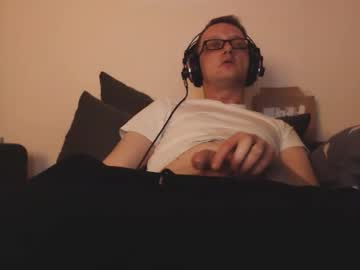 Mcmike_Es December 24, 2024 Chaturbate stream image