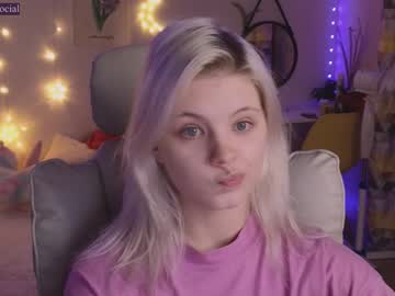 Moonlight_Mia December 24, 2024 Chaturbate stream image