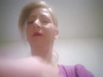 Red_Hot_Milf December 24, 2024 Chaturbate stream image