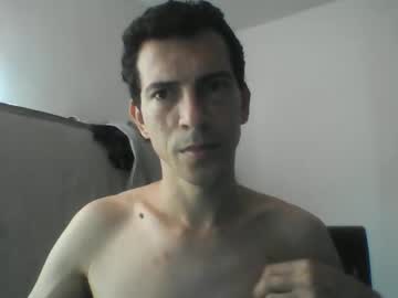 Fernisantos December 24, 2024 Chaturbate stream image