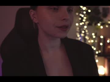Running_With_The_Wolves December 24, 2024 Chaturbate stream image