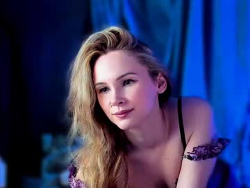 Margaux_Corsets6641000 December 25, 2024 Chaturbate stream image