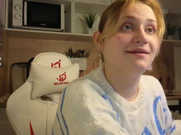 Kittysnows December 25, 2024 Chaturbate stream image