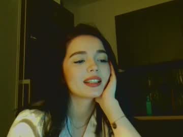 Caroline_Feend December 25, 2024 Chaturbate stream image