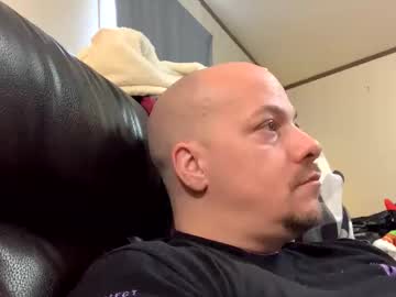 Mikeylikesit2222 December 25, 2024 Chaturbate stream image