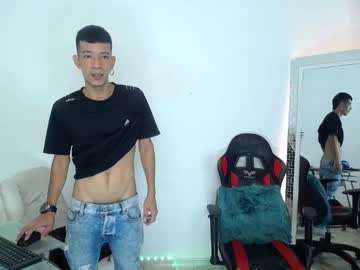 Favel_Gomez7 December 26, 2024 Chaturbate stream image
