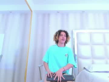 Crissvegaa December 26, 2024 Chaturbate stream image