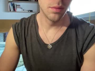 Kiwiru94 December 26, 2024 Chaturbate stream image