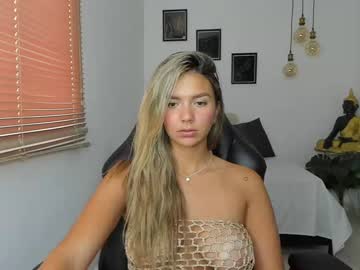 Isabella_Smith21 December 26, 2024 Chaturbate stream image