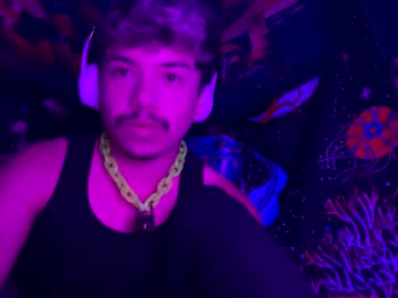 Latinxpup stream photo from December 27, 2024