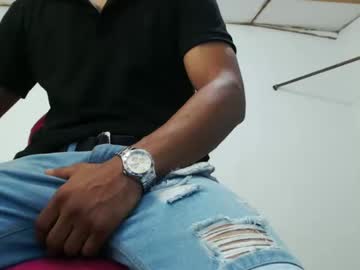 Fernandez_Latinblack December 27, 2024 Chaturbate stream image