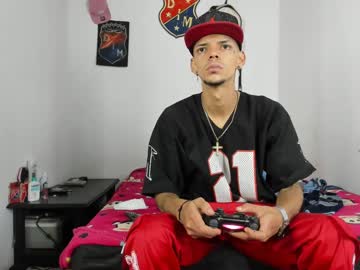 Douglas_Gallegos December 27, 2024 Chaturbate stream image