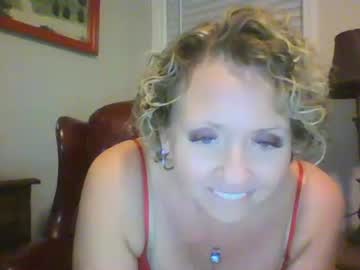 Momnxtdoor December 27, 2024 Chaturbate stream image