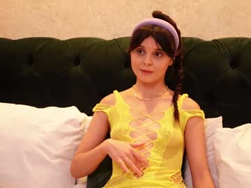 Milenalynn December 27, 2024 Chaturbate stream image