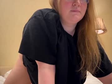 Fiechenh December 27, 2024 Chaturbate stream image