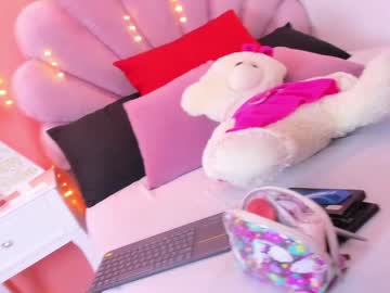 Evelynnaughty_ December 27, 2024 Chaturbate stream image