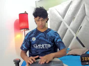 Alex_Martin7 December 27, 2024 Chaturbate stream image