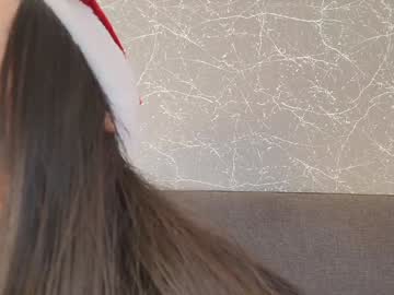 Mia_Roux13 December 27, 2024 Chaturbate stream image