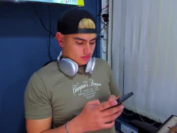 Andy_Vargas December 27, 2024 Chaturbate stream image