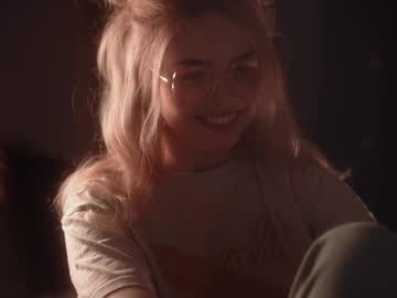 Hannasthesia December 28, 2024 Chaturbate stream image