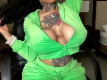 Creamyexotica stream photo from December 28, 2024