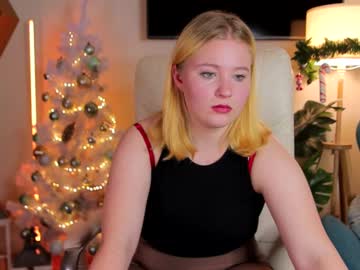 Vanila__Sunshinee December 28, 2024 Chaturbate stream image