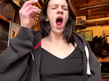 Youyourmom December 28, 2024 Chaturbate stream image