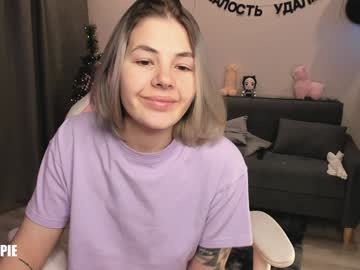 Annatrueno December 28, 2024 Chaturbate stream image