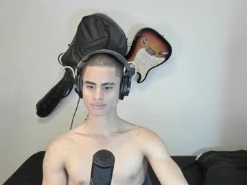 Zenhzu December 29, 2024 Chaturbate stream image