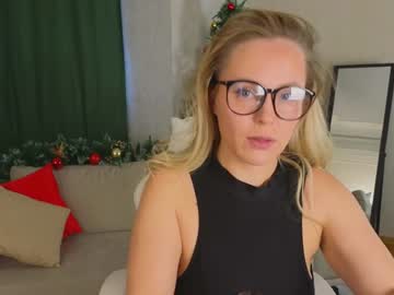 Daphne__Versailles_ December 29, 2024 Chaturbate stream image