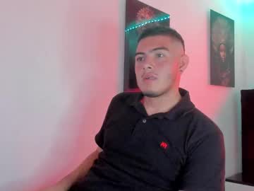 Julian_070 December 29, 2024 Chaturbate stream image