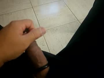 Iscrewinutibolt December 29, 2024 Chaturbate stream image