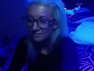 Kikilovespartylights December 29, 2024 Chaturbate stream image