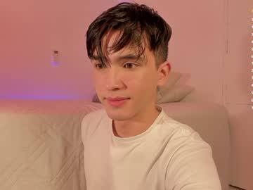 Andrew_Luxo December 29, 2024 Chaturbate stream image