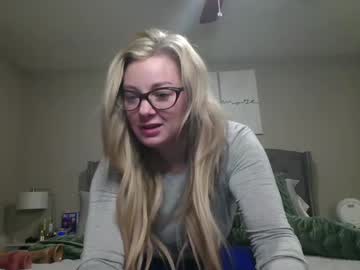 Hornykes8342 December 29, 2024 Chaturbate stream image