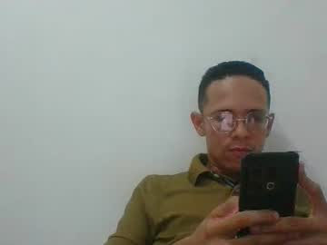 Andresxxxc2 December 30, 2024 Chaturbate stream image