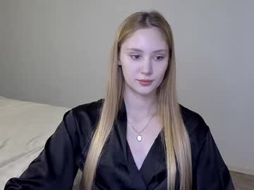 Laylla001 December 30, 2024 Chaturbate stream image